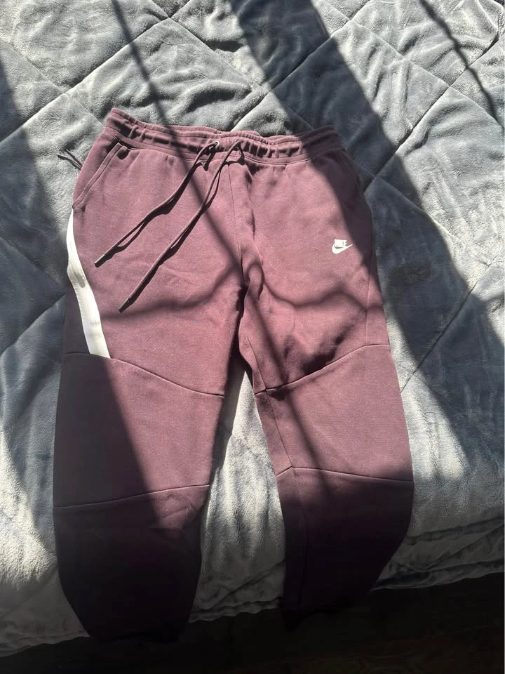 Nike Tech Pants Maroon/White Size Large - photo 4