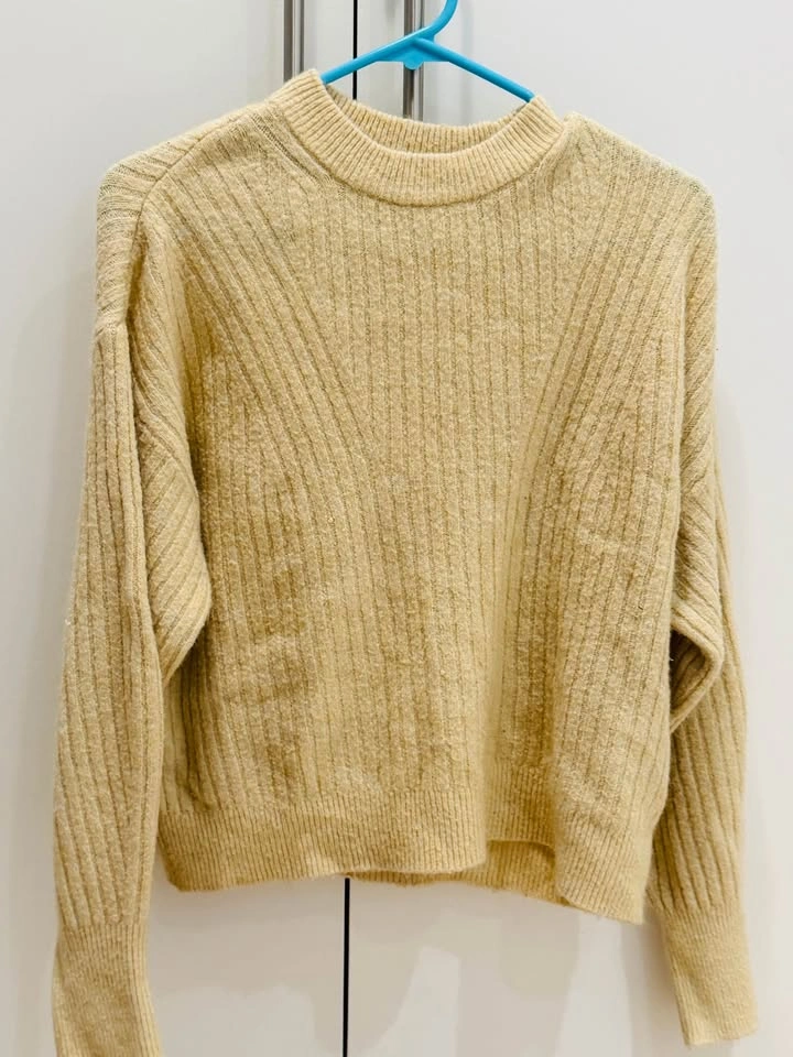 Women's Sweaters Collection - Medium & Large - photo 3