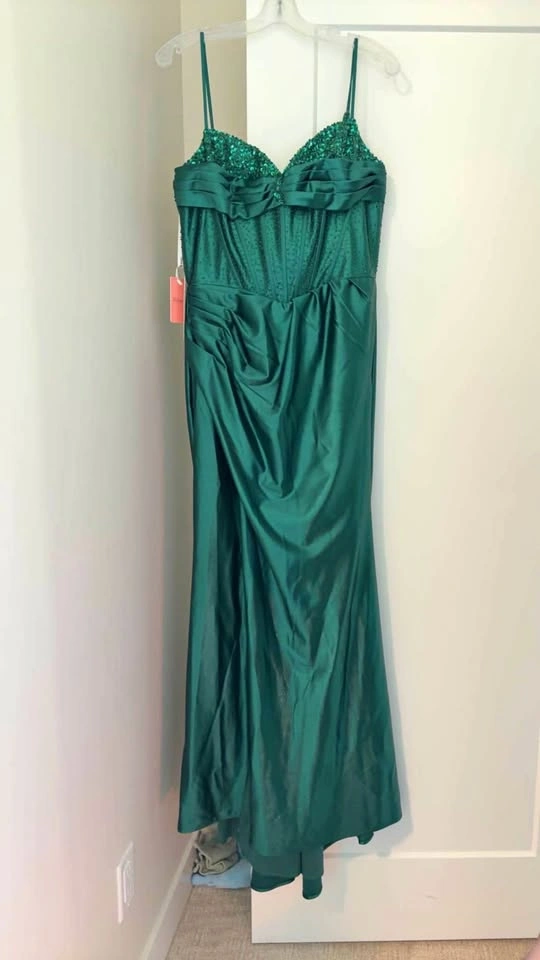 Emerald Green Prom Dress