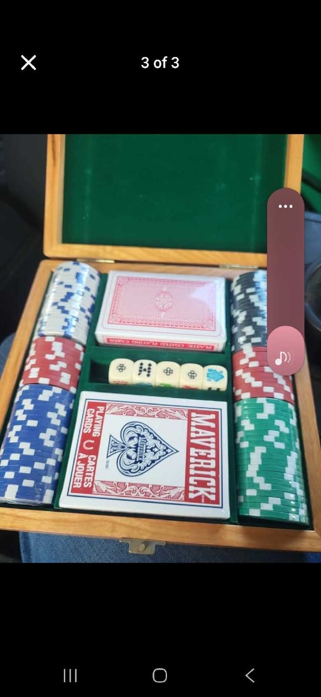 Brand New Poker Set