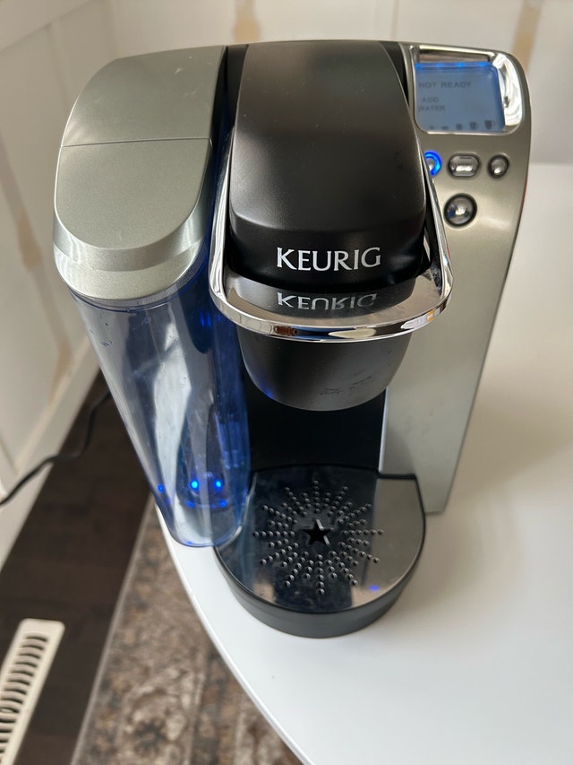 Keurig B70 Coffee Maker