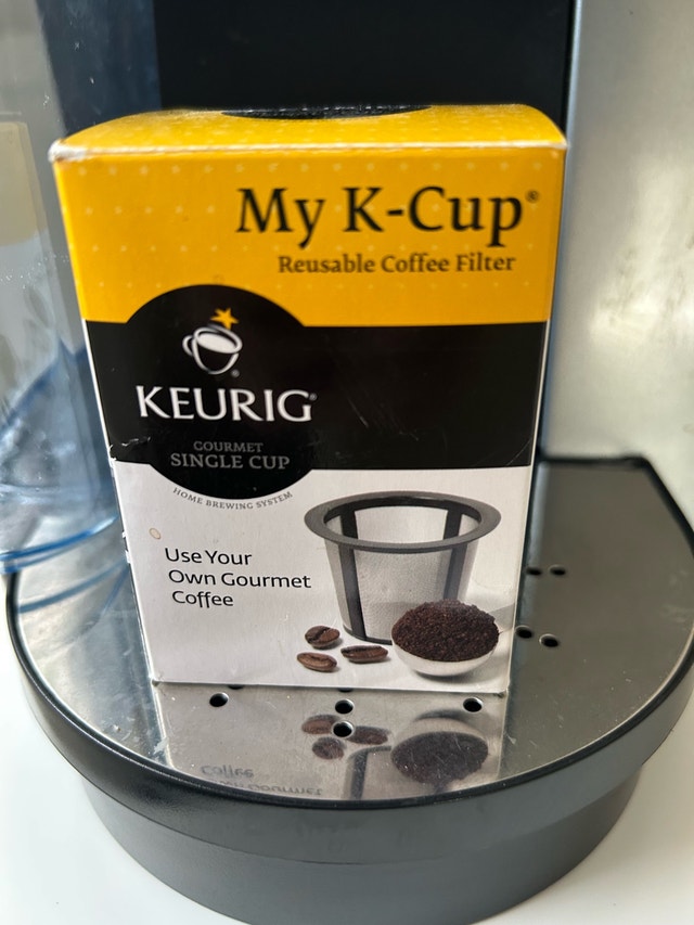 Keurig B70 Coffee Maker - photo 5