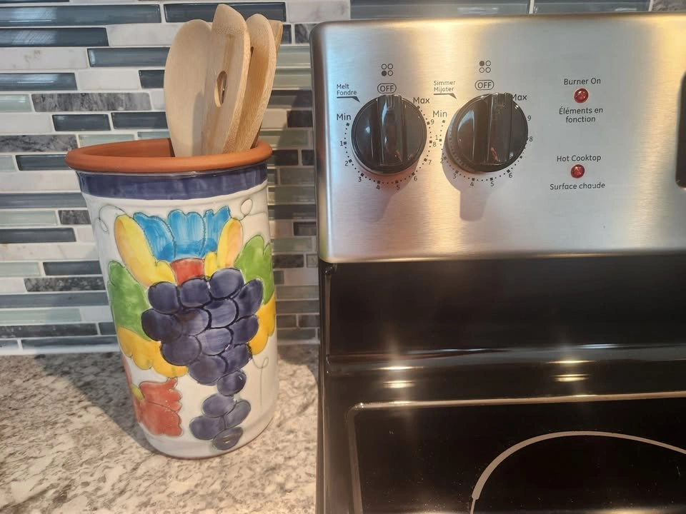 Vintage Hand-Painted Portuguese Wine Chiller / Utensil Holder / - photo 3