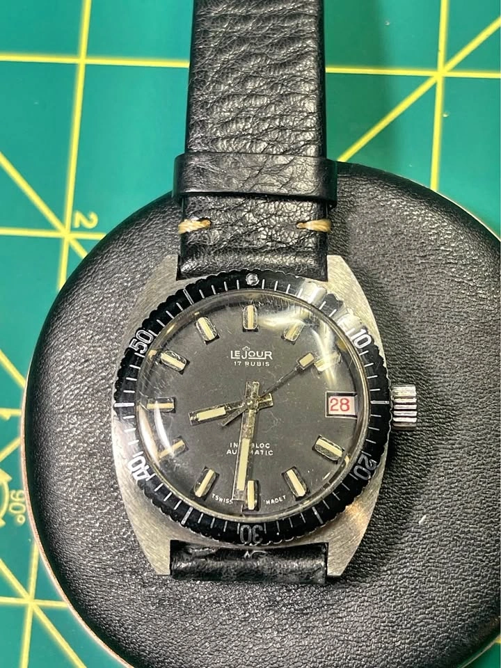 Vintage Le Jour Dive Watch