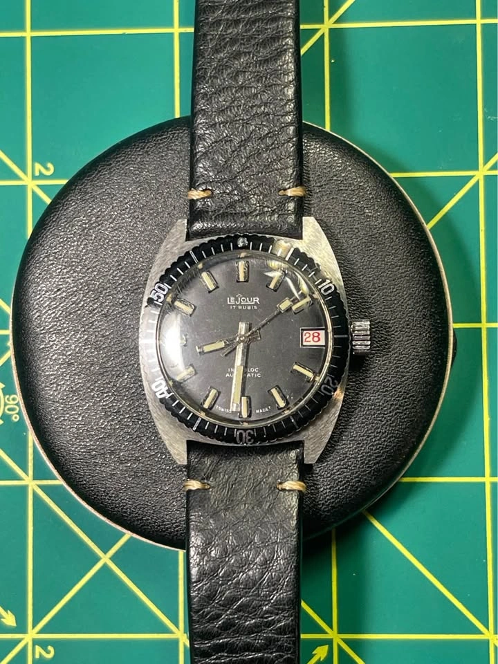 Vintage Le Jour Dive Watch - photo 2