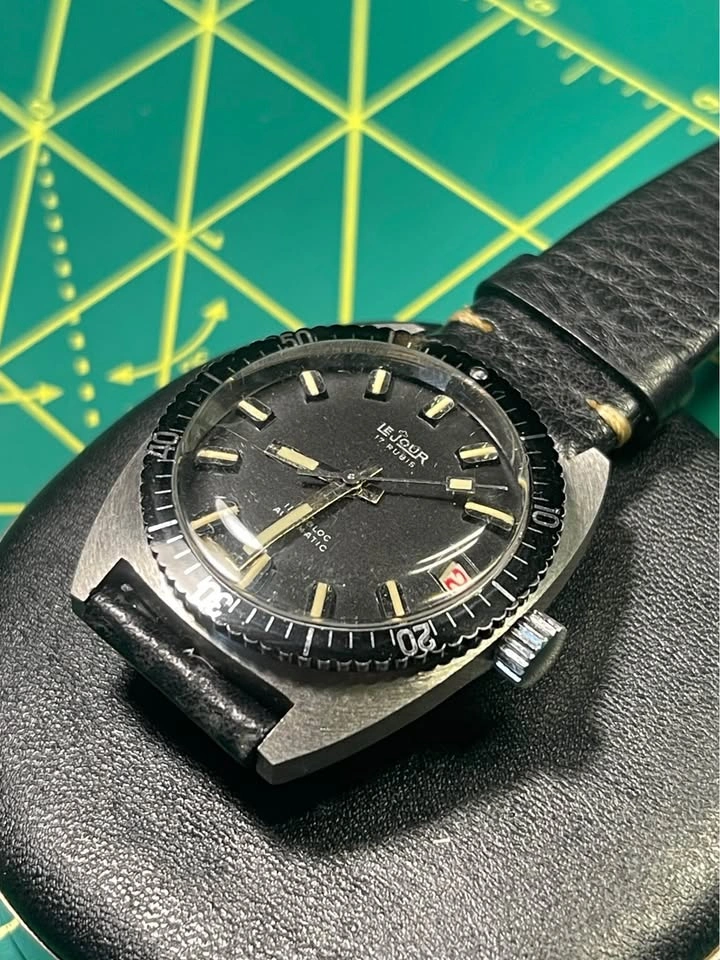 Vintage Le Jour Dive Watch - photo 4