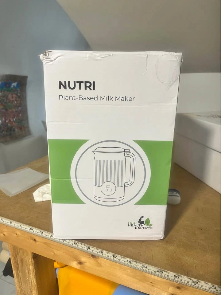 Nut milk maker