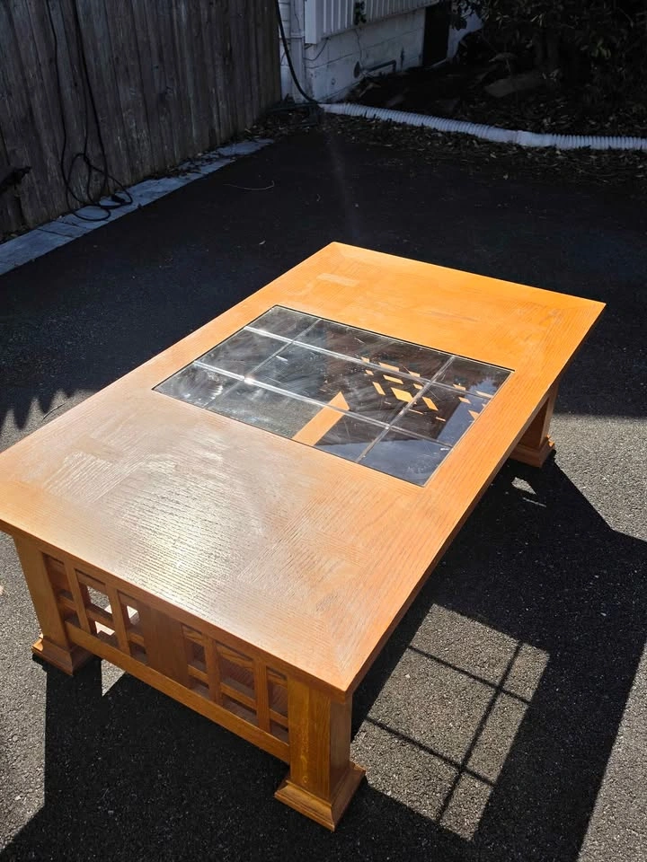 Oak Coffee Table with Glass Inlay - photo 3