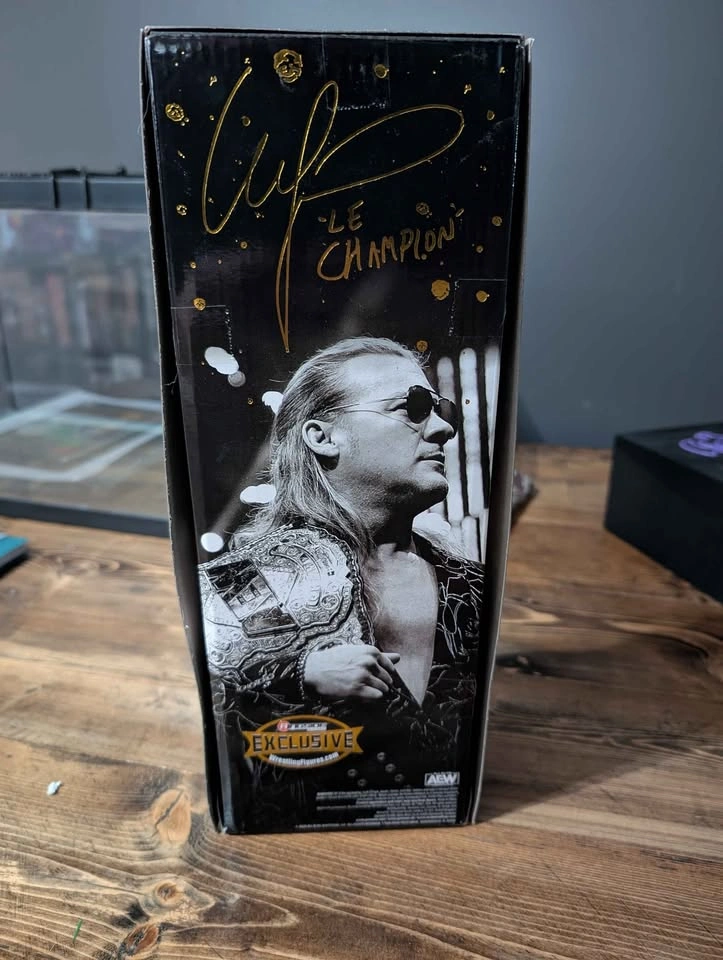AEW Ringside exclusive Chris Jericho "Little bit of the bubbley" - photo 4