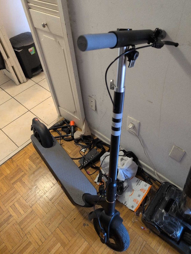 Okai Neon Electric Scooter