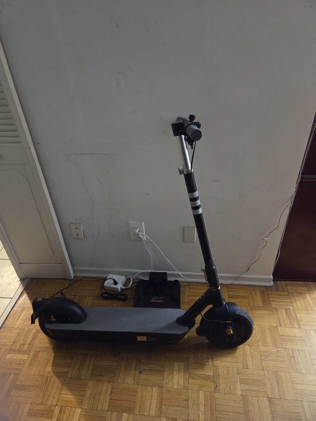 Okai Pro Neon Electric Scooter