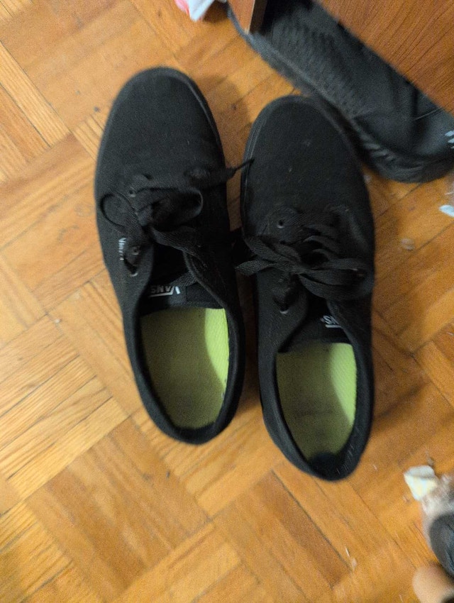 Vans Size 13 Atwoods