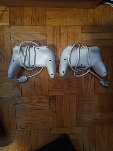 Nintendo Controllers Generic - photo 2