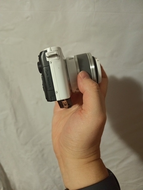 Nikon J1 Camera - photo 3
