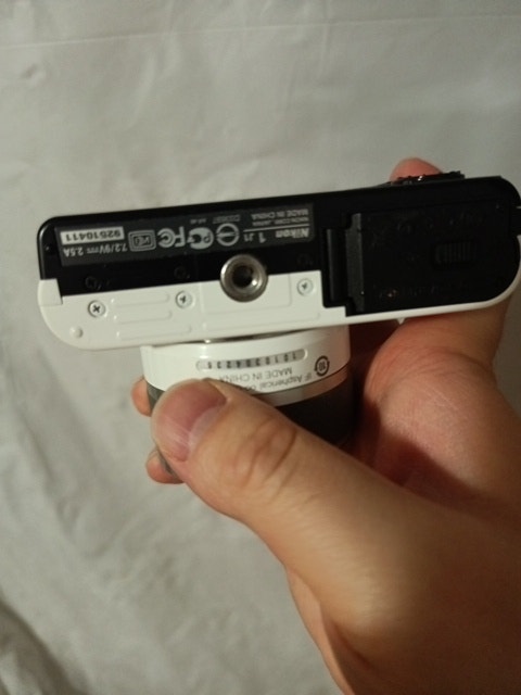 Nikon J1 Camera - photo 4