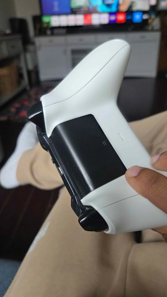 Xbox controller (well used) - photo 4
