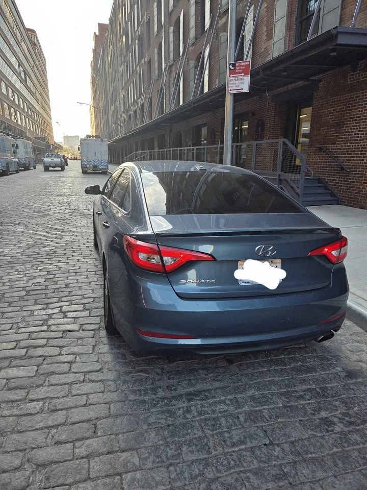 2015 Hyundai Sonata SE Sedan 4D - photo 2
