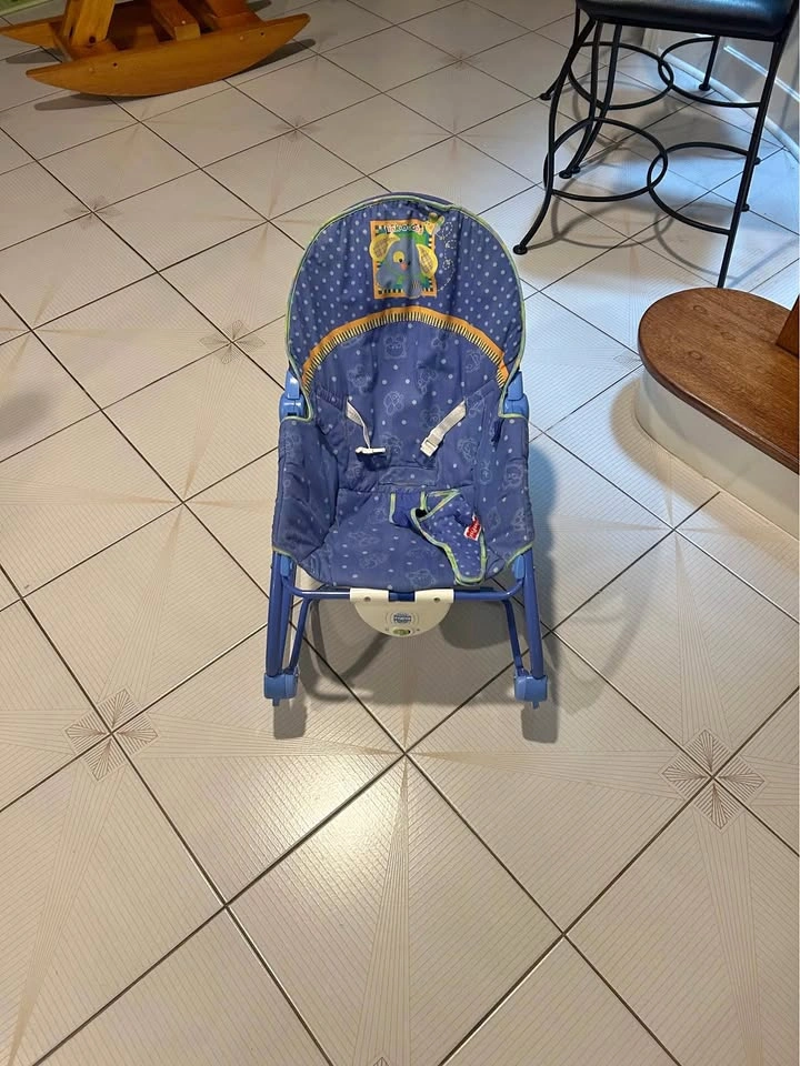 Baby chair/rocker