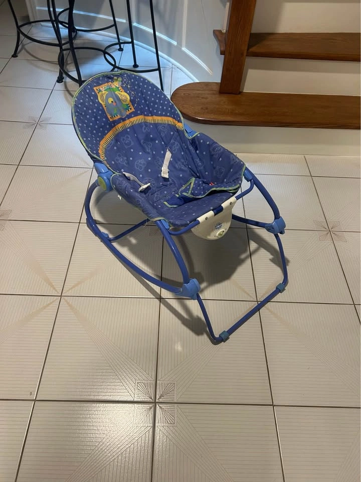 Baby chair/rocker - photo 2
