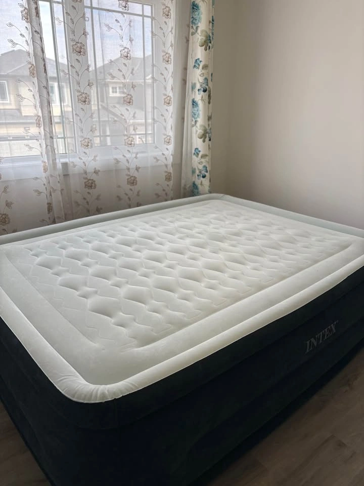 King Size Airbed + Mattress Topper (Intex) - photo 3