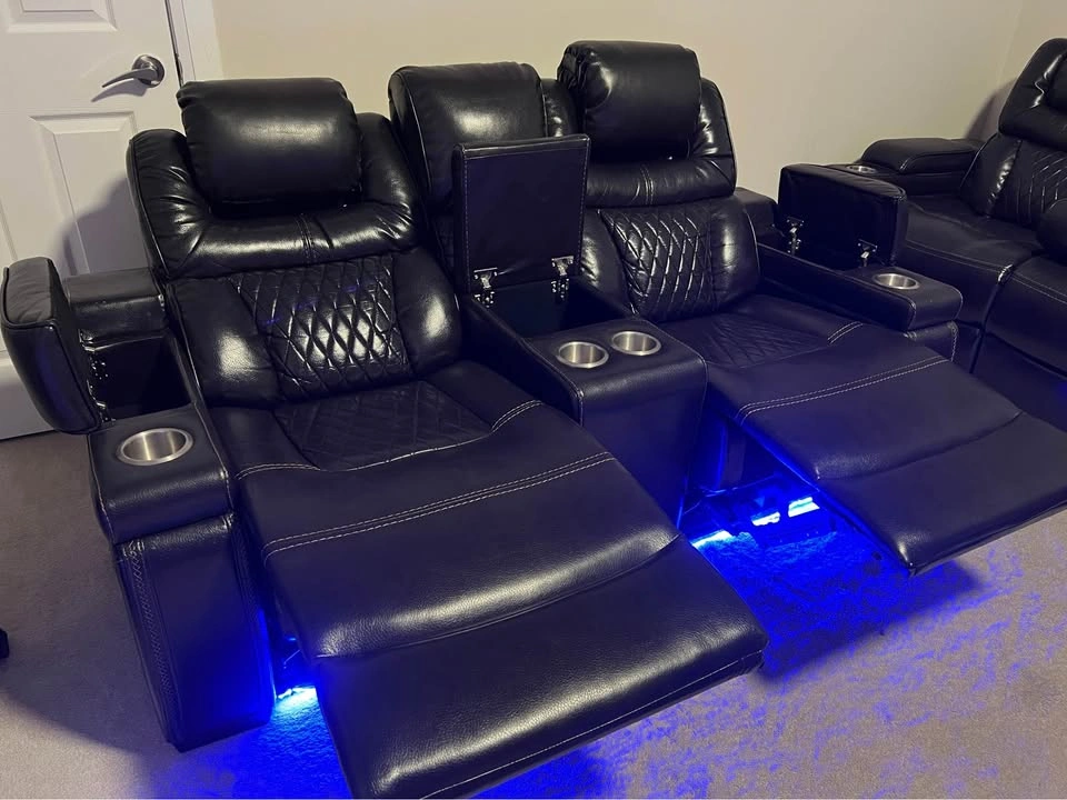 Executive Leather Power Reclining Love Seat w/ Console & LED - photo 2
