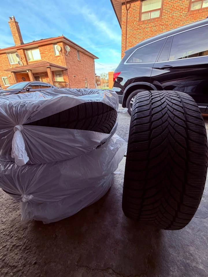 Goodyear WinterCommand 245/50R20 Winter Tire – 60% Tread - photo 5