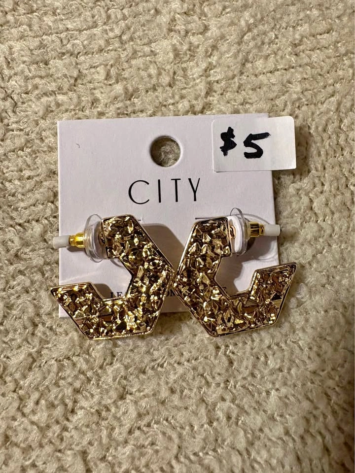 Gold Textured Geometric Hoop Earrings - NEW