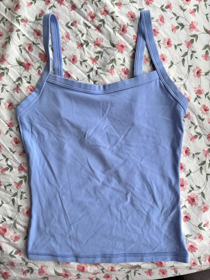Aritzia Tumbler Tank Dayflower Blue