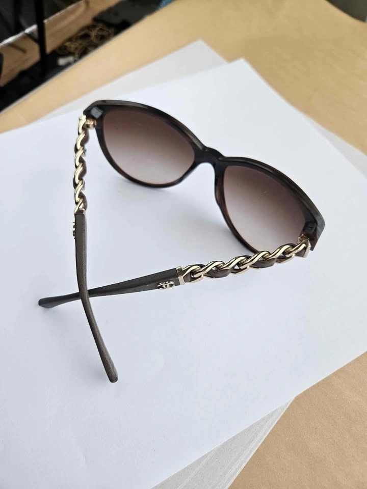 Chanel Sunglasses Leather Brown - photo 5