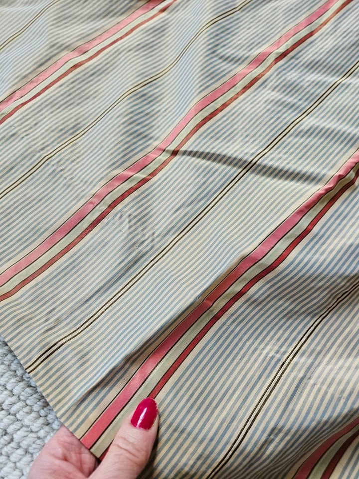 Pleated Custom Curtains 96x33" - photo 2