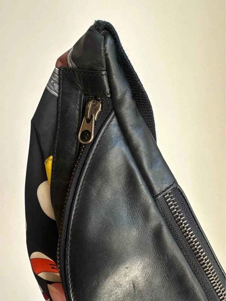 RARE 1991 Vintage Nicole Miller Silk & Leather Fanny Pack - photo 3
