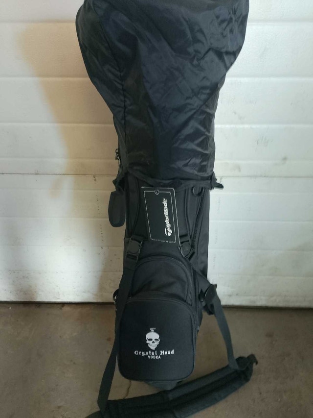 Brand New TaylorMade Golf Stand Bag (Crystal Head Vodka Edition)