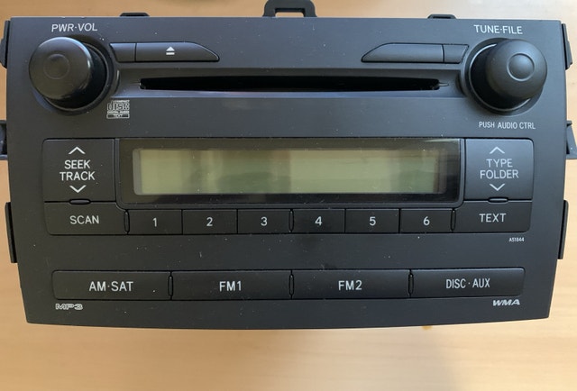 Toyota Corolla OEM Stereo