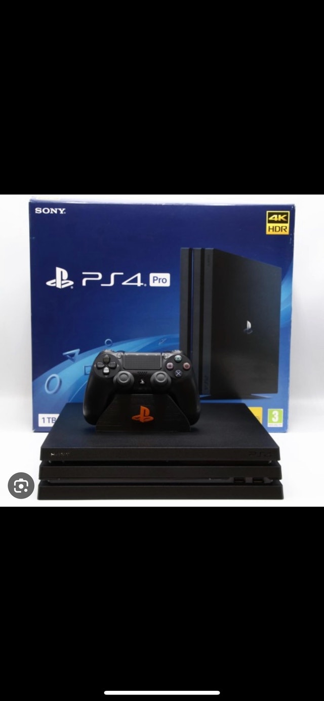 Sony PS4 1TB Pro 4K with Box