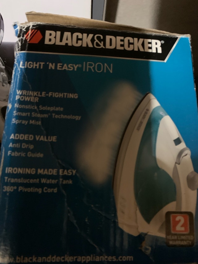New Black & Decker Iron - photo 2