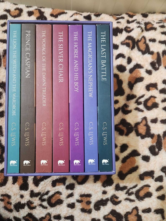 The Chronicles of Narnia Books Set