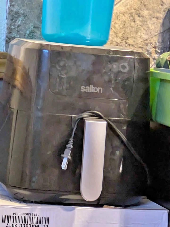 Salton Brand Air Fryer