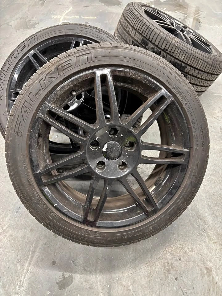 17” Black Aftermarket Rims (5x112) no tires