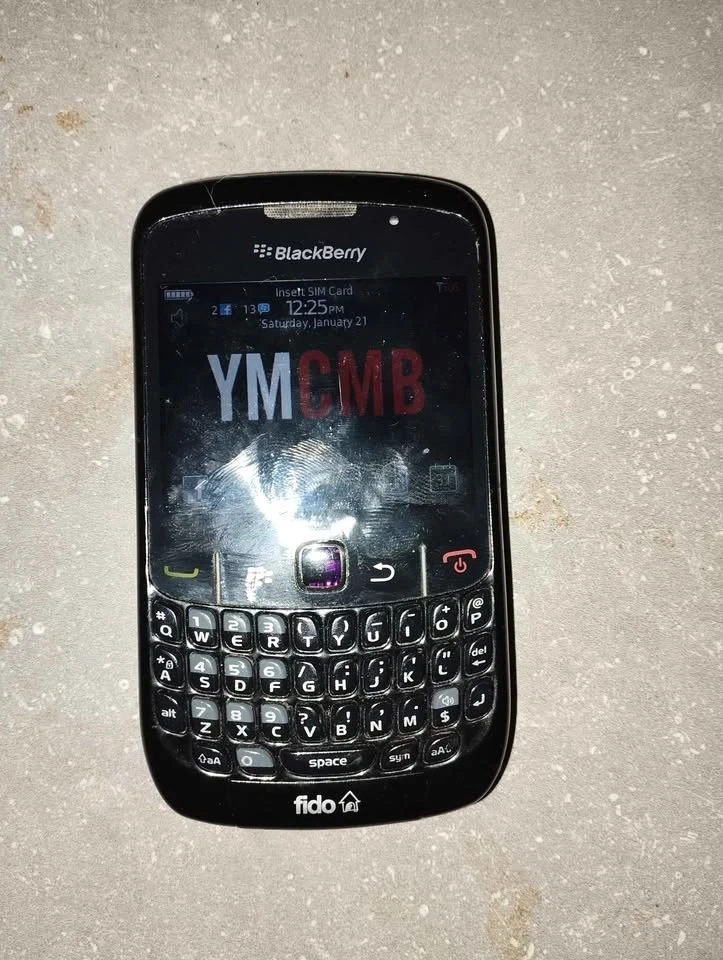 BlackBerry Curve 8520