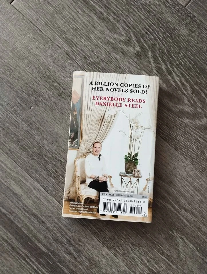 Danielle Steel The Whittiers book - photo 2