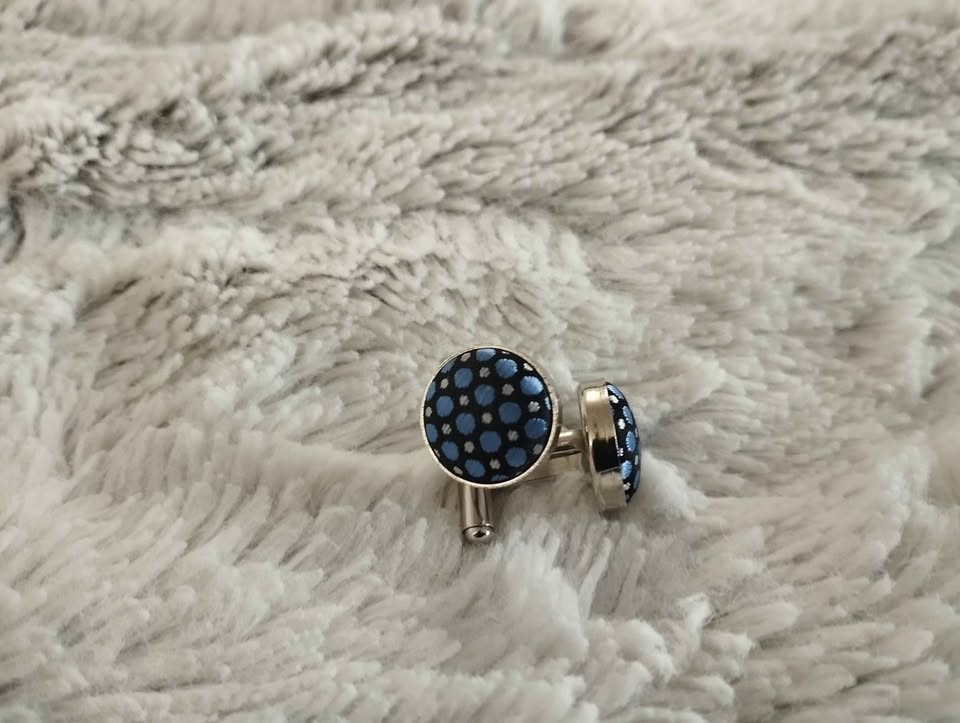 Men cufflinks