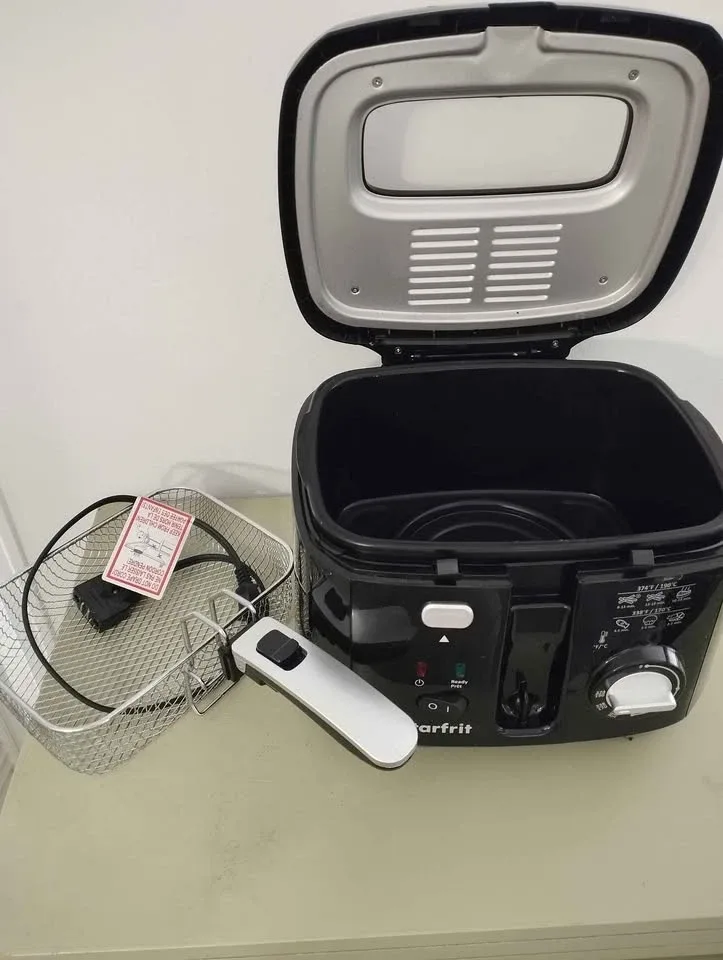 Starfrit 2.5L Oil Fryer with Removable Ceramic Bowl - photo 2