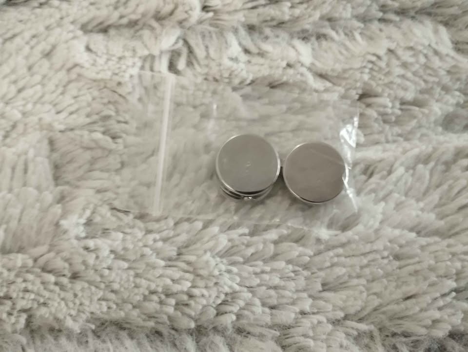 Men shirt studs