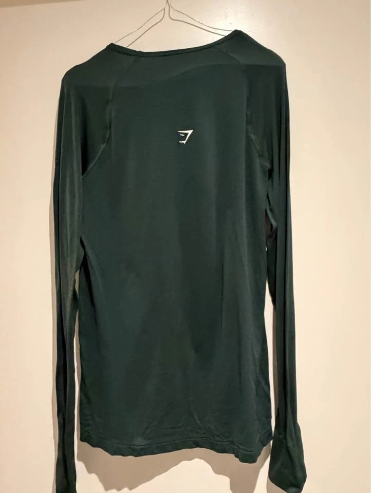 Gymshark women’s long sleeve (xs) - photo 2