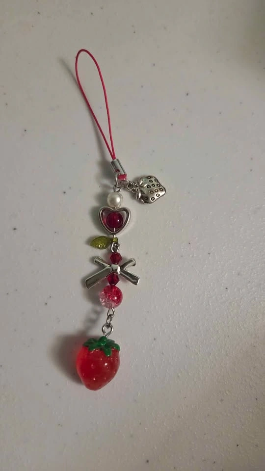 Handmade Strawberry & Heart Phone Charm / Bag Accessory - photo 3