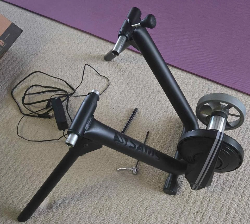 Saris M2 Indoor Smart Bike Trainer - photo 3