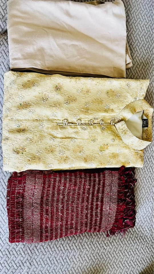 Kurta pajama with shawl for men