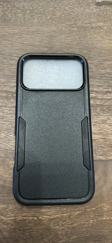 iPhone 17 Pro Max Case - photo 3