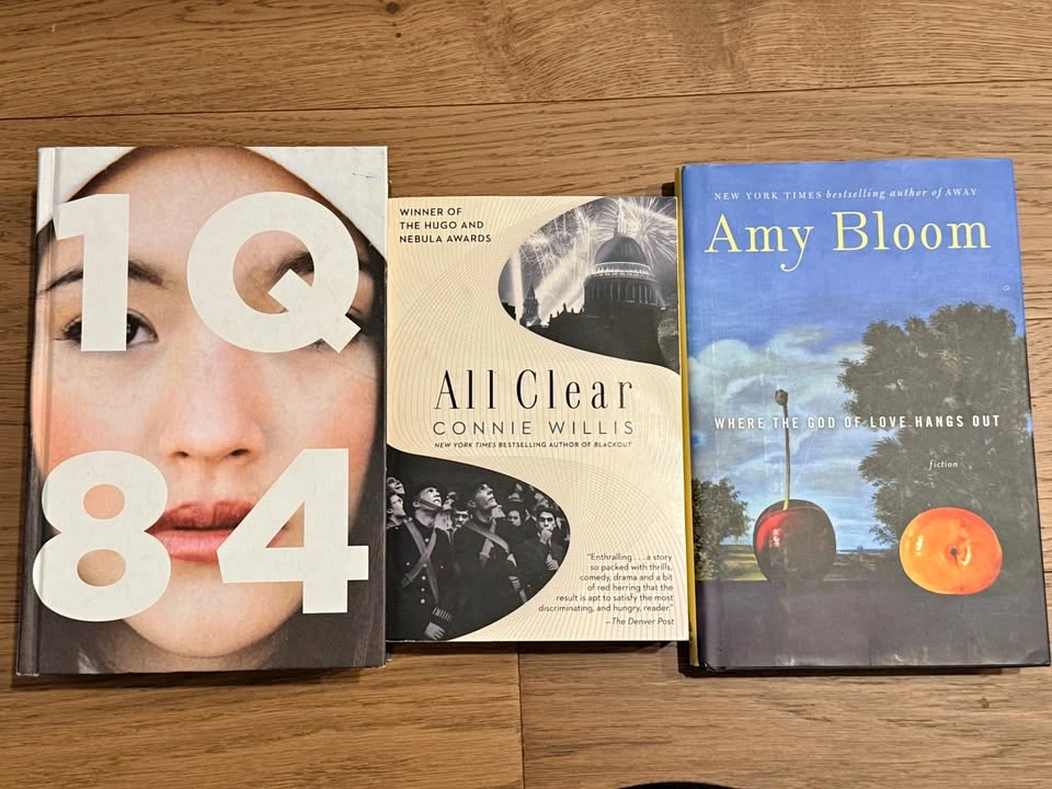 6 Books for sale in bundle