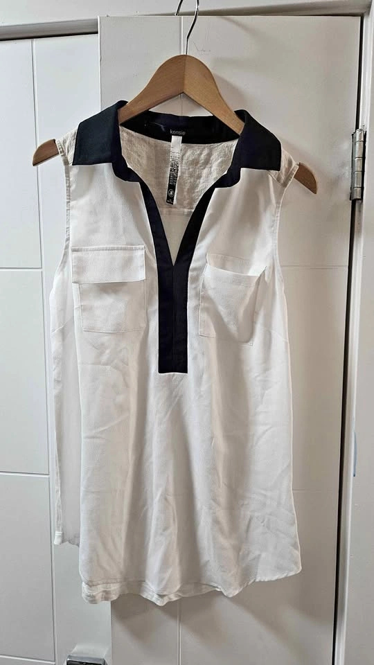 Kensie White and Black Sleeveless Top
